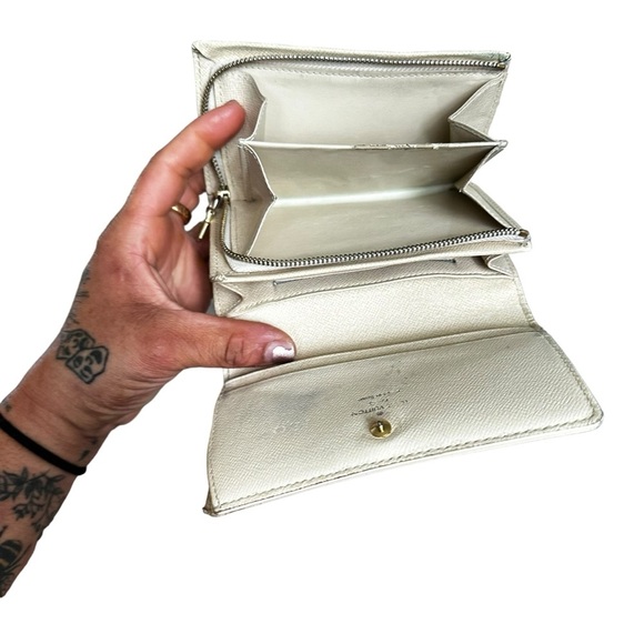 LOUIS VUITTON Damier Azur Saleya PM Tote Bag with matching wallet - Picture 6 of 14